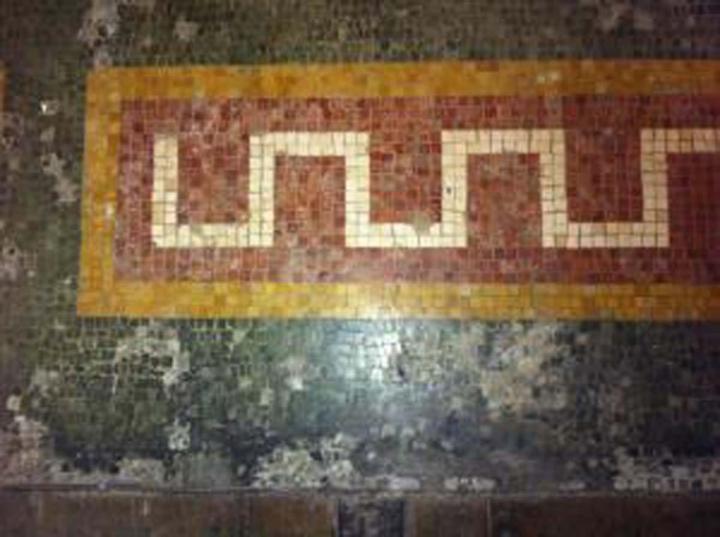 Réalisation de mosaïque d'art Grenoble