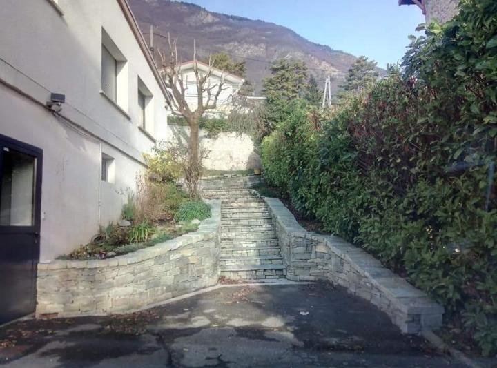 Pose de muret en pierre sèche Grenoble